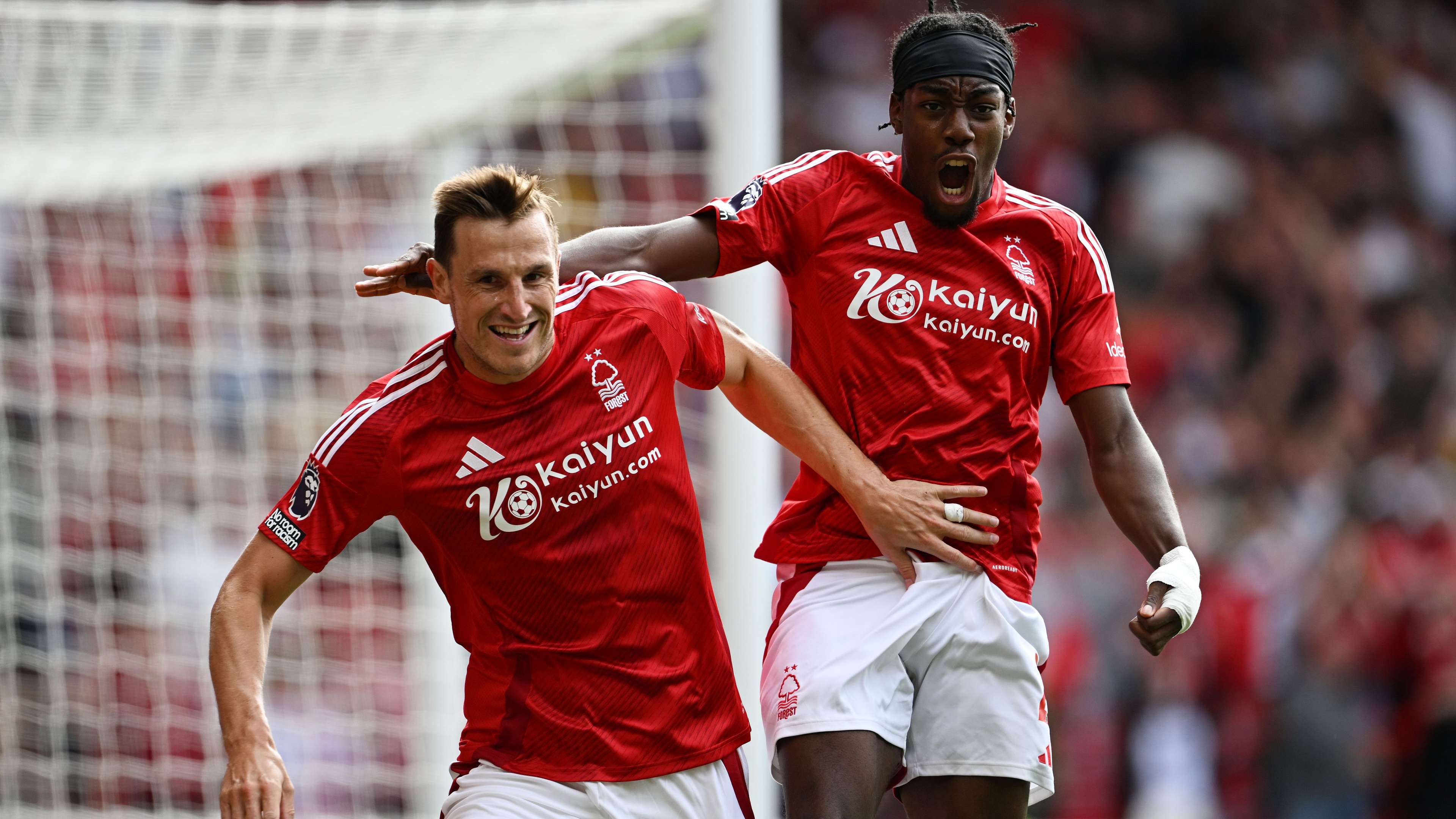 通过敏捷的 通过敏捷的